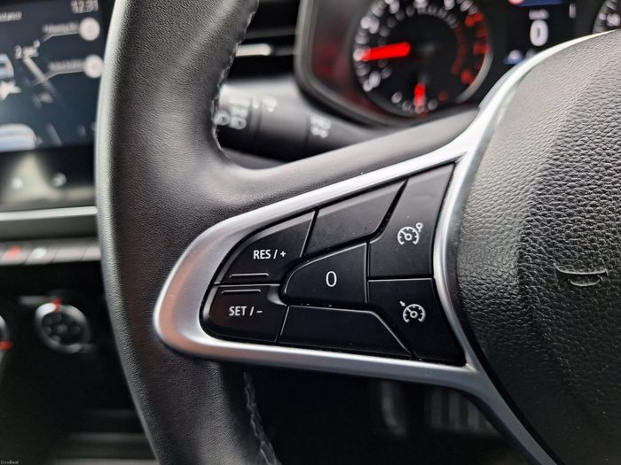 Renault Clio 2023