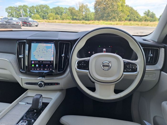 Volvo XC60 2023
