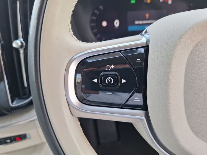 Volvo XC60 2023