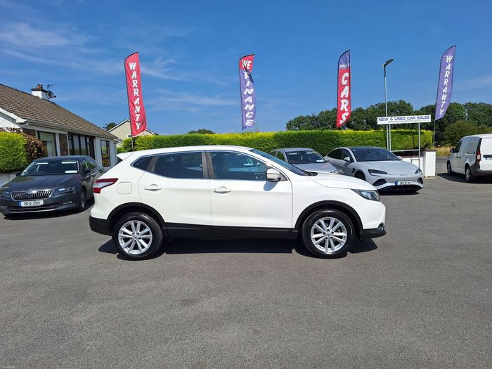 Nissan QASHQAI 2014