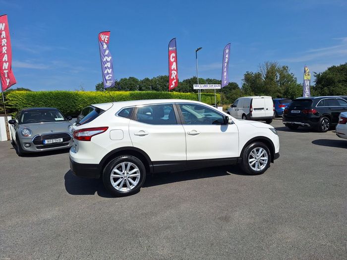 Nissan QASHQAI 2014