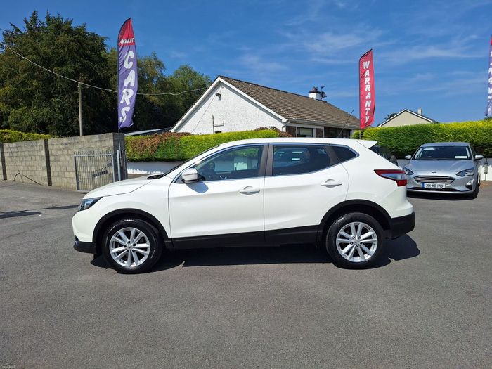 Nissan QASHQAI 2014