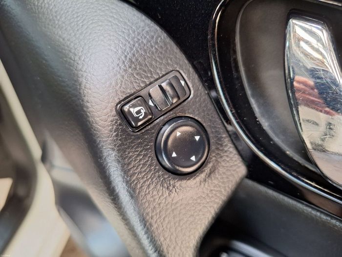 Nissan QASHQAI 2014