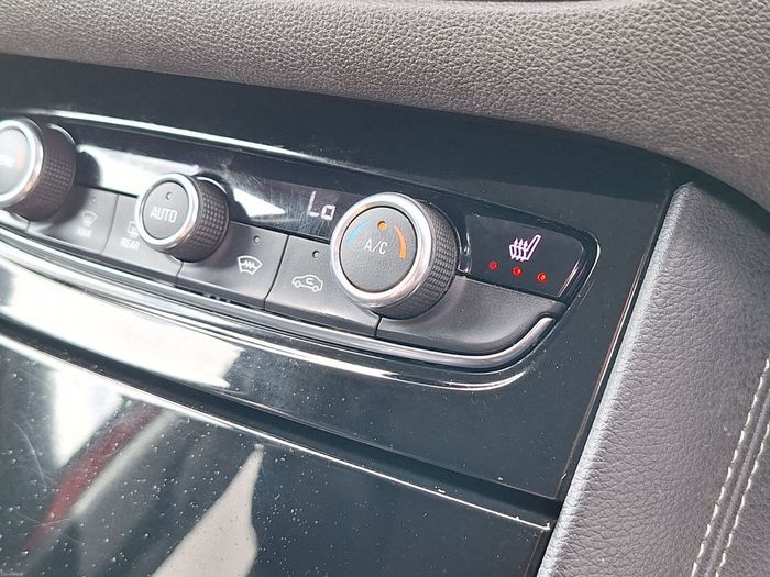 Opel GRANDLAND X 2022