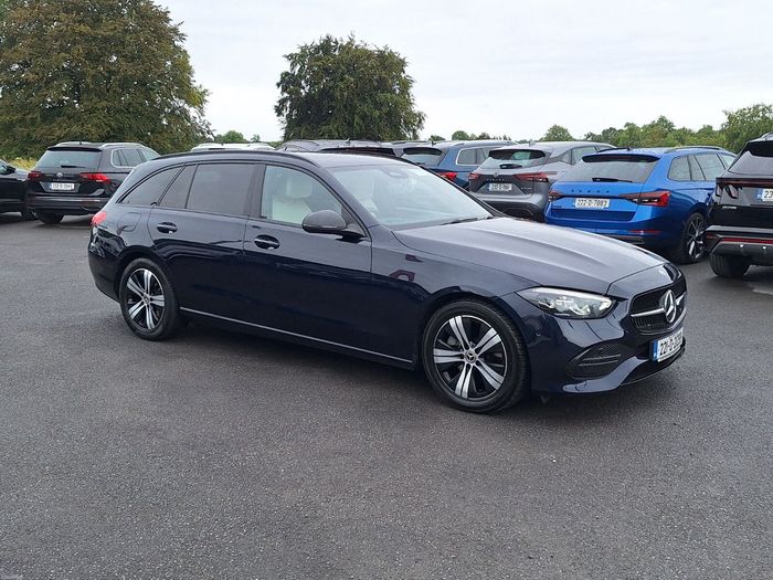 Mercedes-Benz C-Class 2022