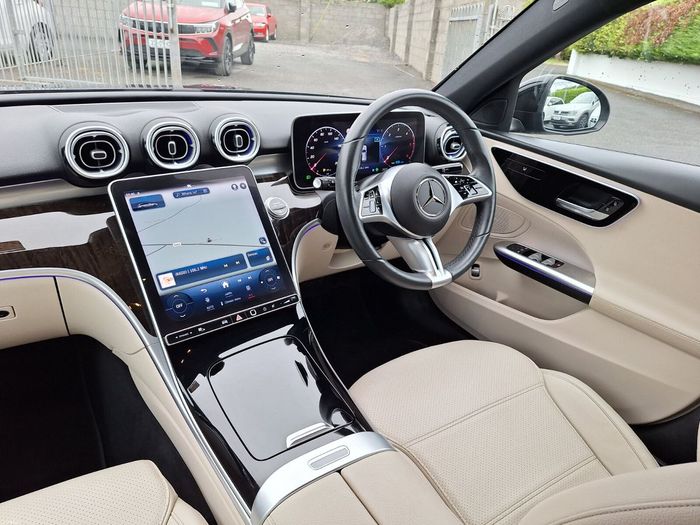 Mercedes-Benz C-Class 2022