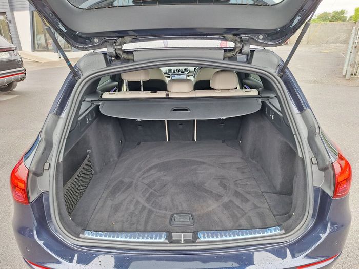 Mercedes-Benz C-Class 2022