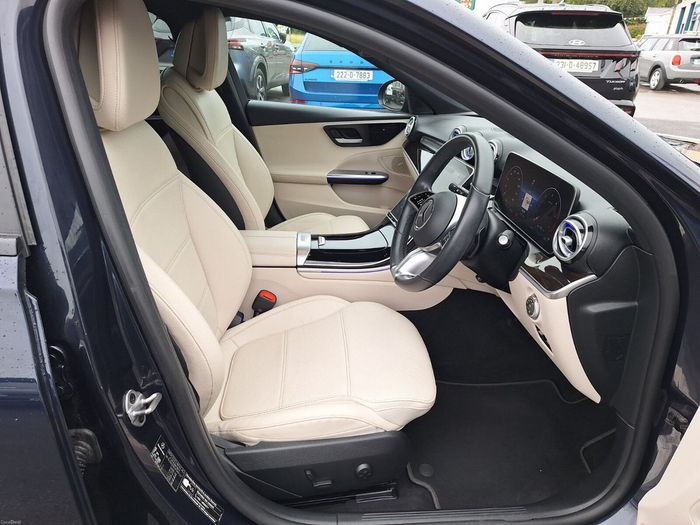 Mercedes-Benz C-Class 2022