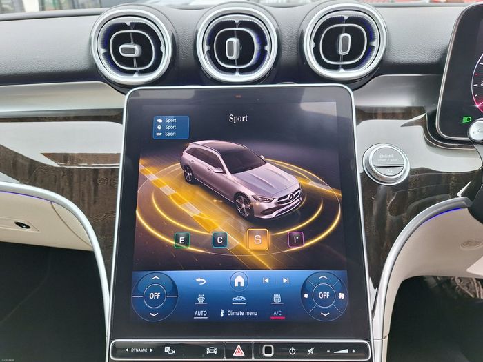 Mercedes-Benz C-Class 2022