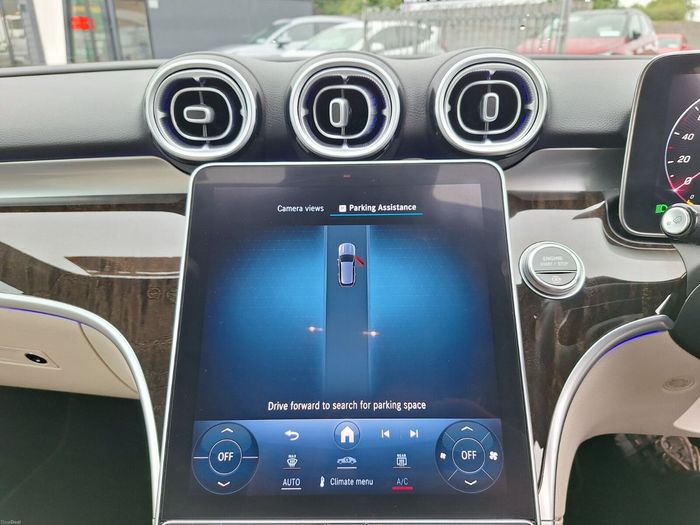 Mercedes-Benz C-Class 2022