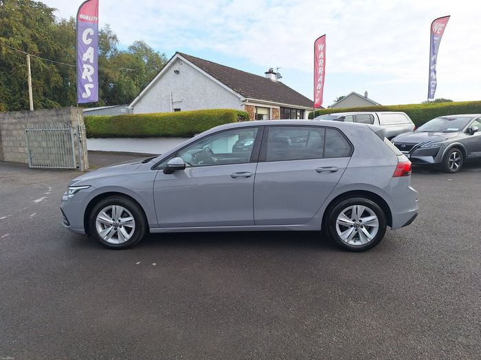 Volkswagen Golf 2024