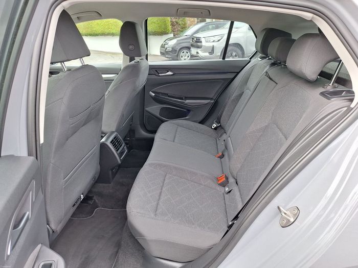 Volkswagen Golf 2024