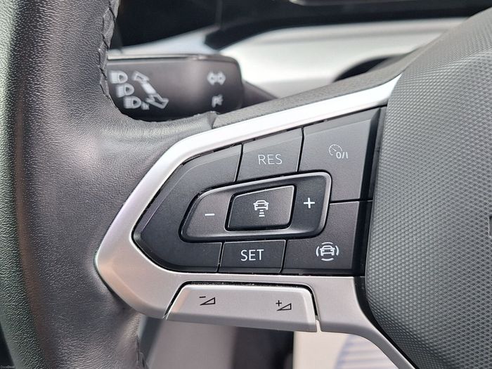 Volkswagen Golf 2024