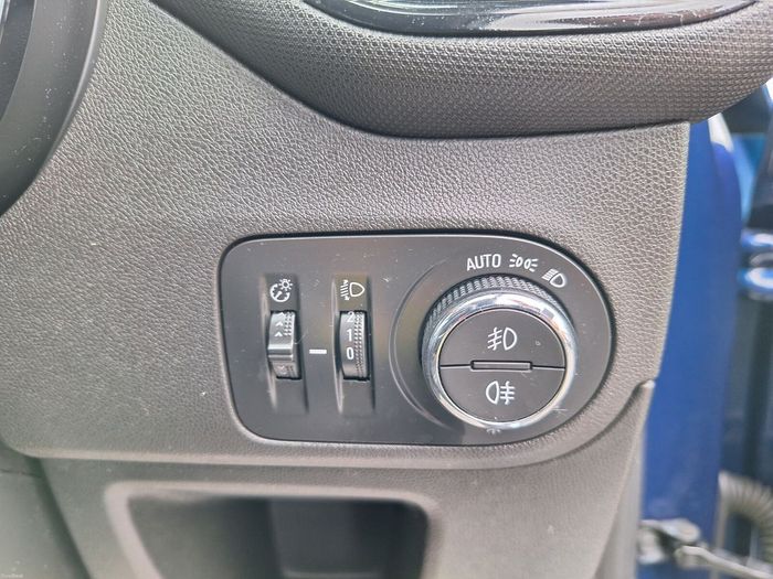 Opel Crossland 2023