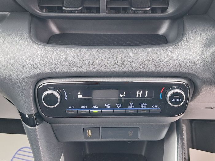 Toyota Yaris 2023