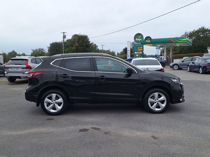 Nissan QASHQAI 2021