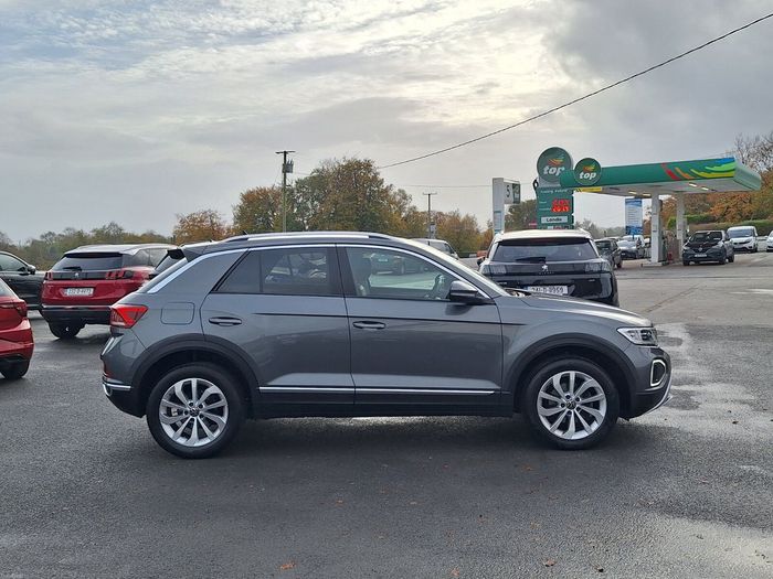 Volkswagen T-Roc 2023