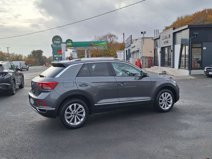 Volkswagen T-Roc 2023