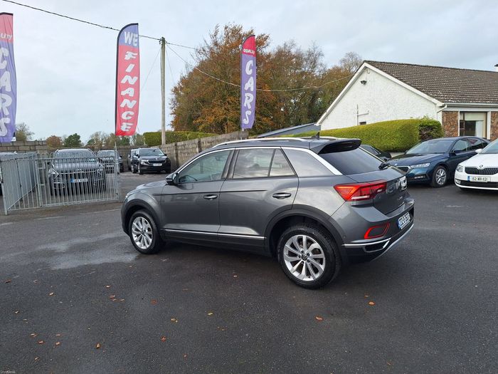 Volkswagen T-Roc 2023