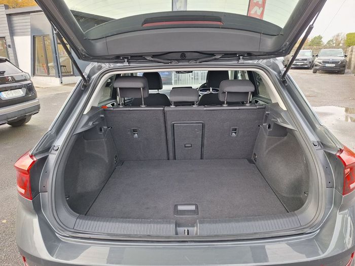 Volkswagen T-Roc 2023
