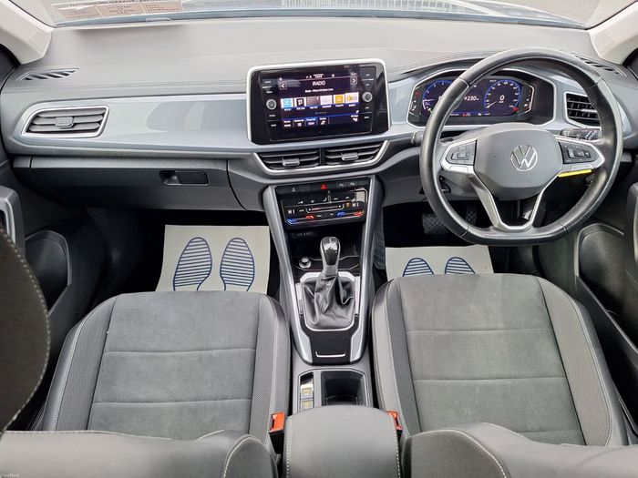 Volkswagen T-Roc 2023