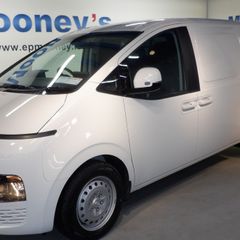 Hyundai Staria 2025