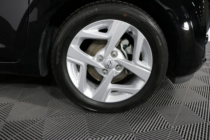 Hyundai i10 2023