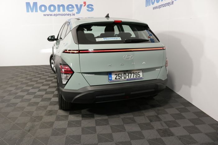 Hyundai Kona 2025