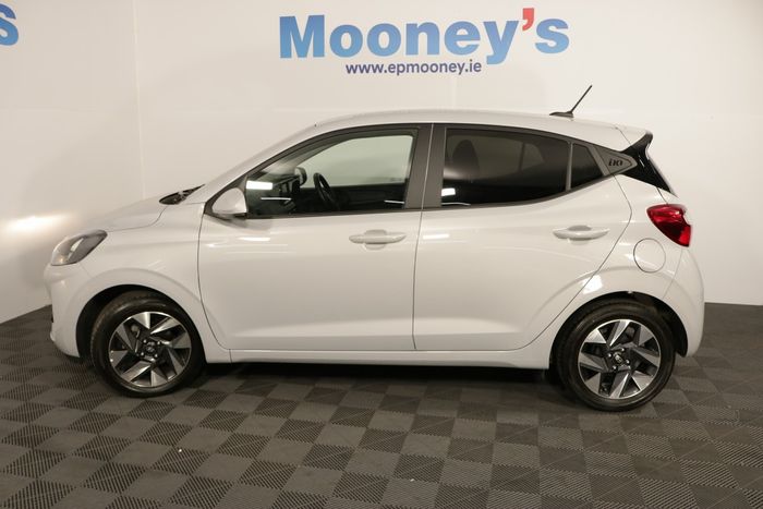 Hyundai i10 2025