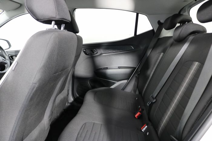 Hyundai i10 2025