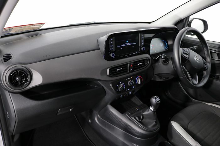 Hyundai i10 2025