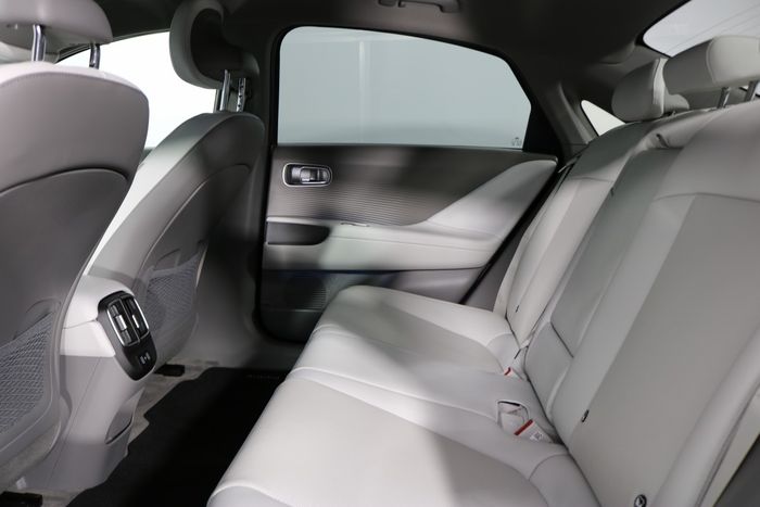 Hyundai Ioniq 6 2025