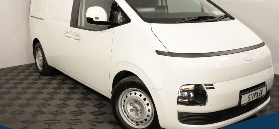 Hyundai Staria 2027