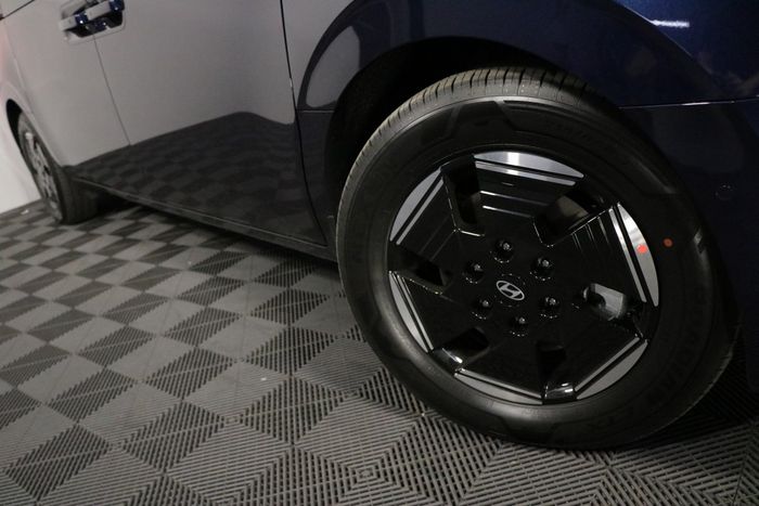 Hyundai Staria 2027