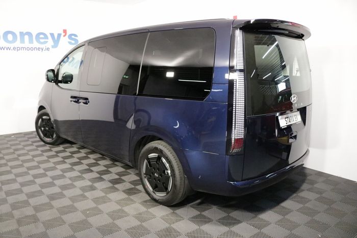 Hyundai Staria 2027
