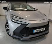 Toyota C-HR 2025