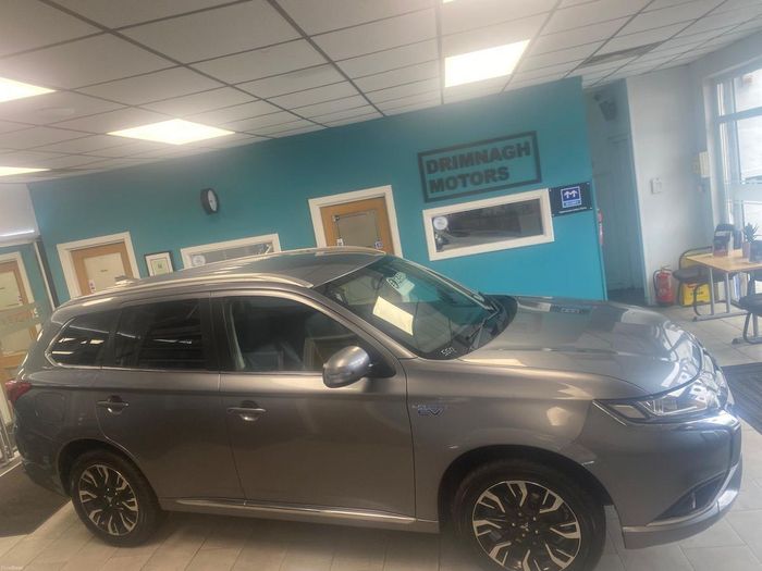 Mitsubishi Outlander 2016