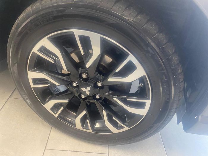 Mitsubishi Outlander 2016