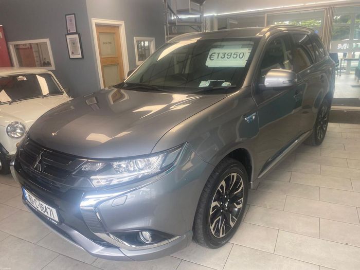 Mitsubishi Outlander 2016