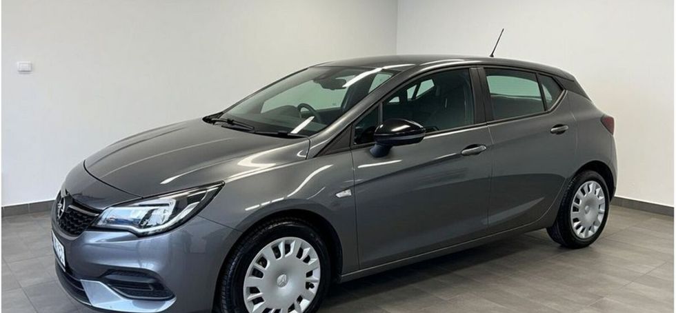 Opel Astra 2021