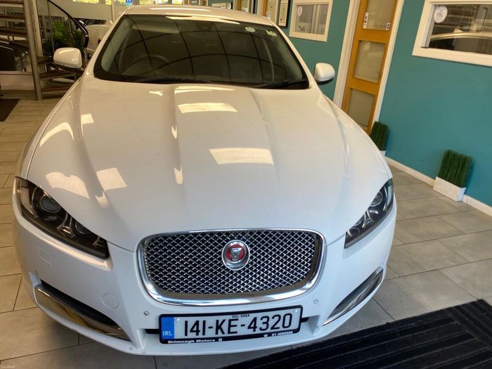 Jaguar XF 2014