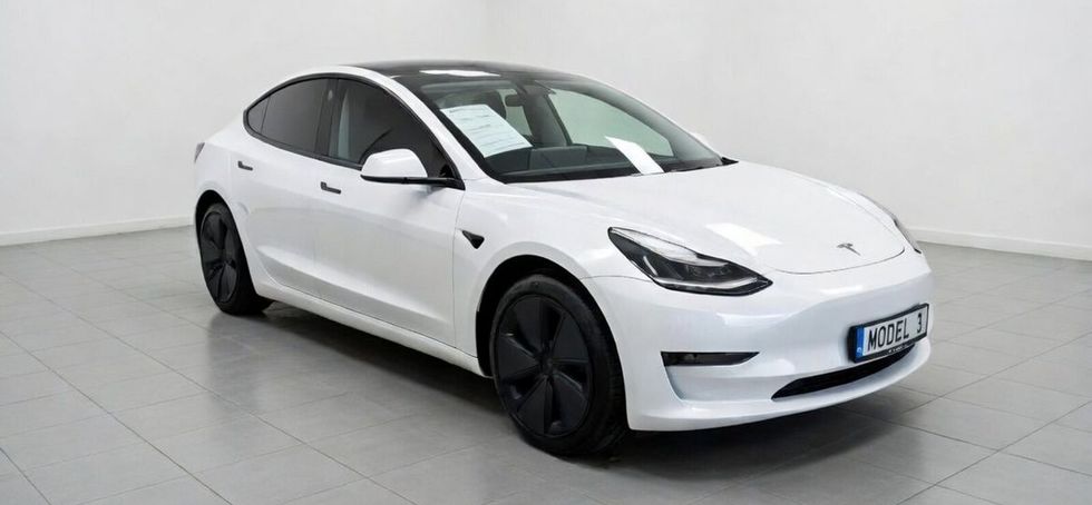 Tesla Model 3 2020