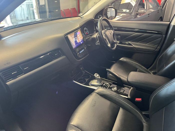 Mitsubishi Outlander 2017