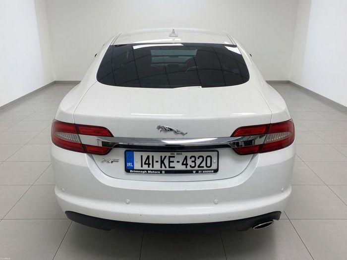 Jaguar XF 2014
