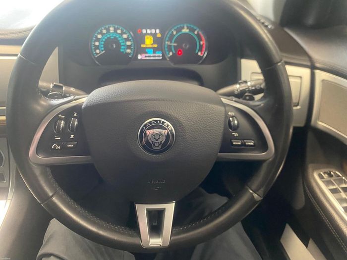 Jaguar XF 2014