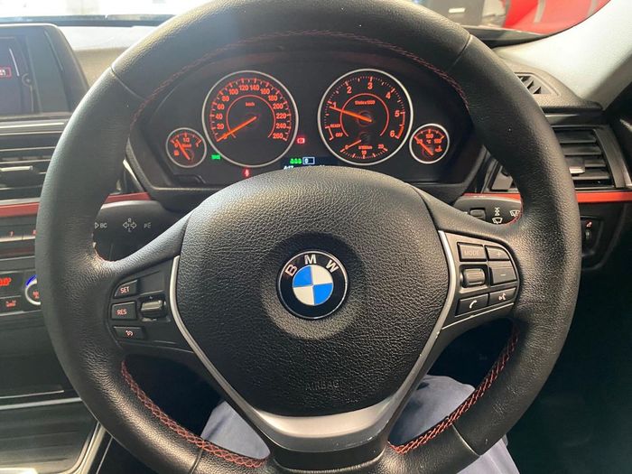 BMW 3 Series 2013