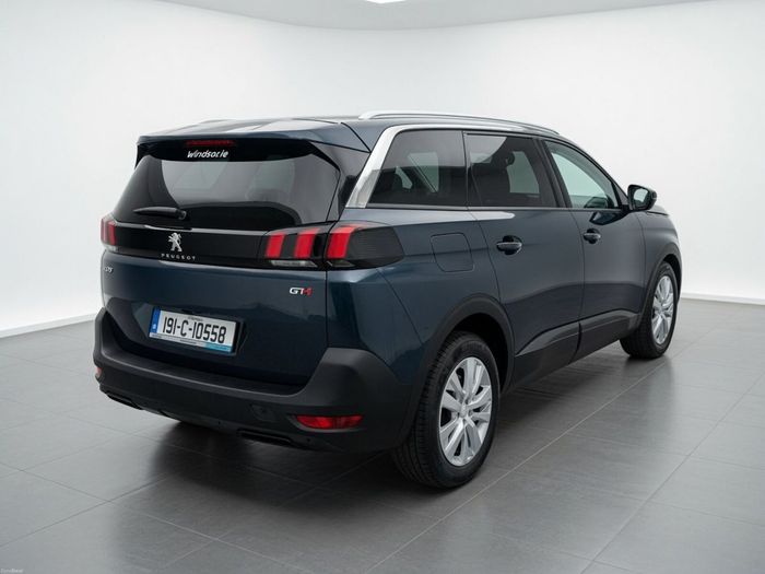 Peugeot 5008 2019