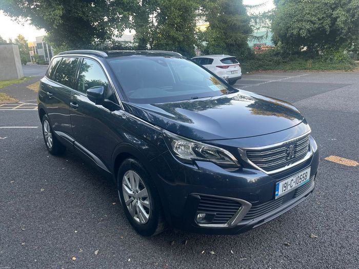 Peugeot 5008 2019