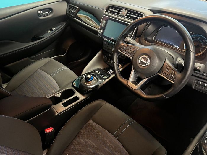 Nissan Leaf 2024