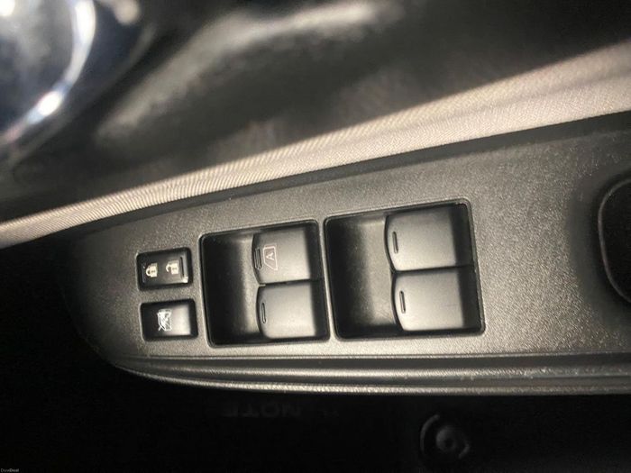 Nissan NOTE 2017